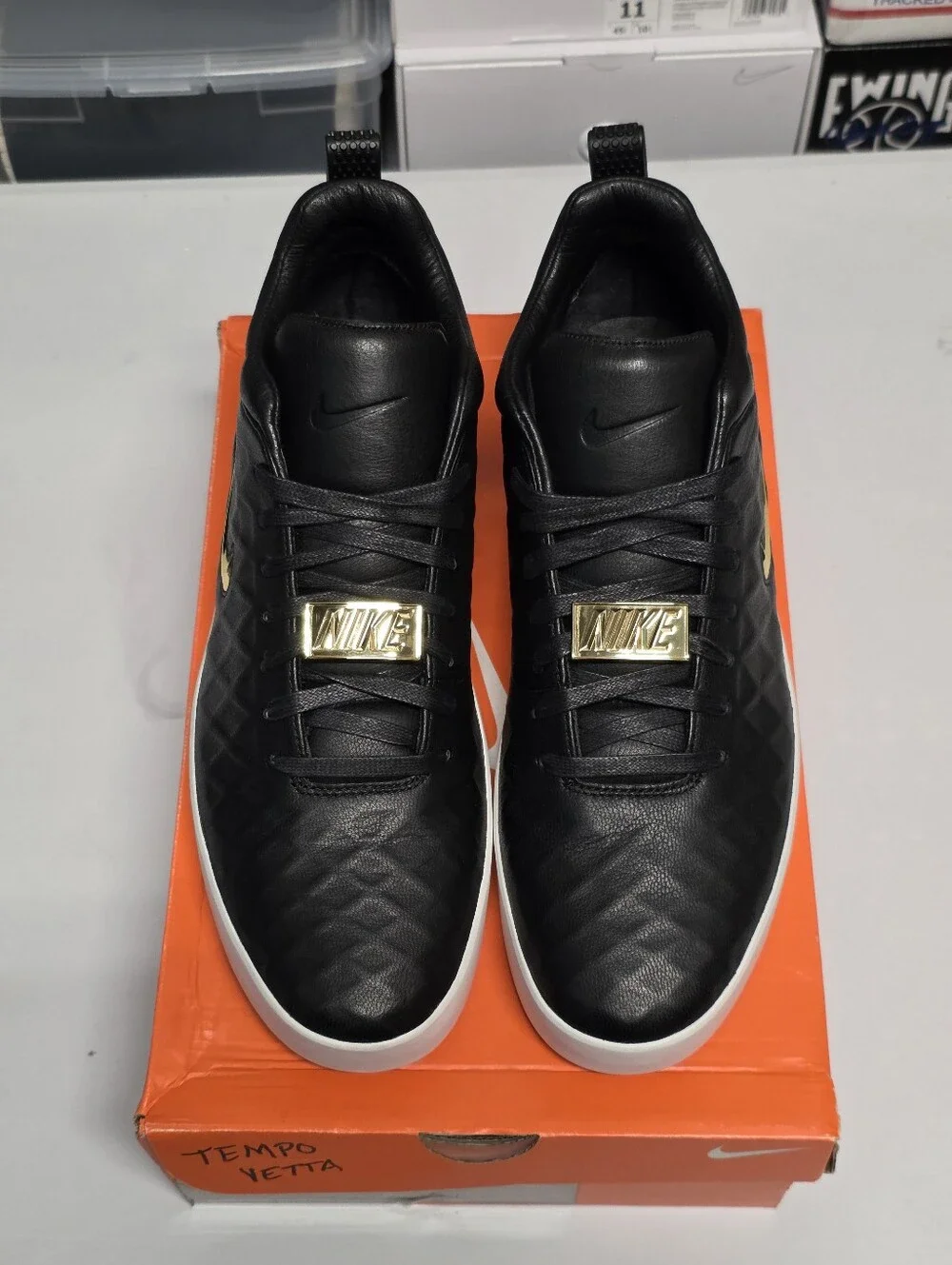 Nike Tiempo Vetta  Premier Sz 12 W/ Dustbag & Accessories